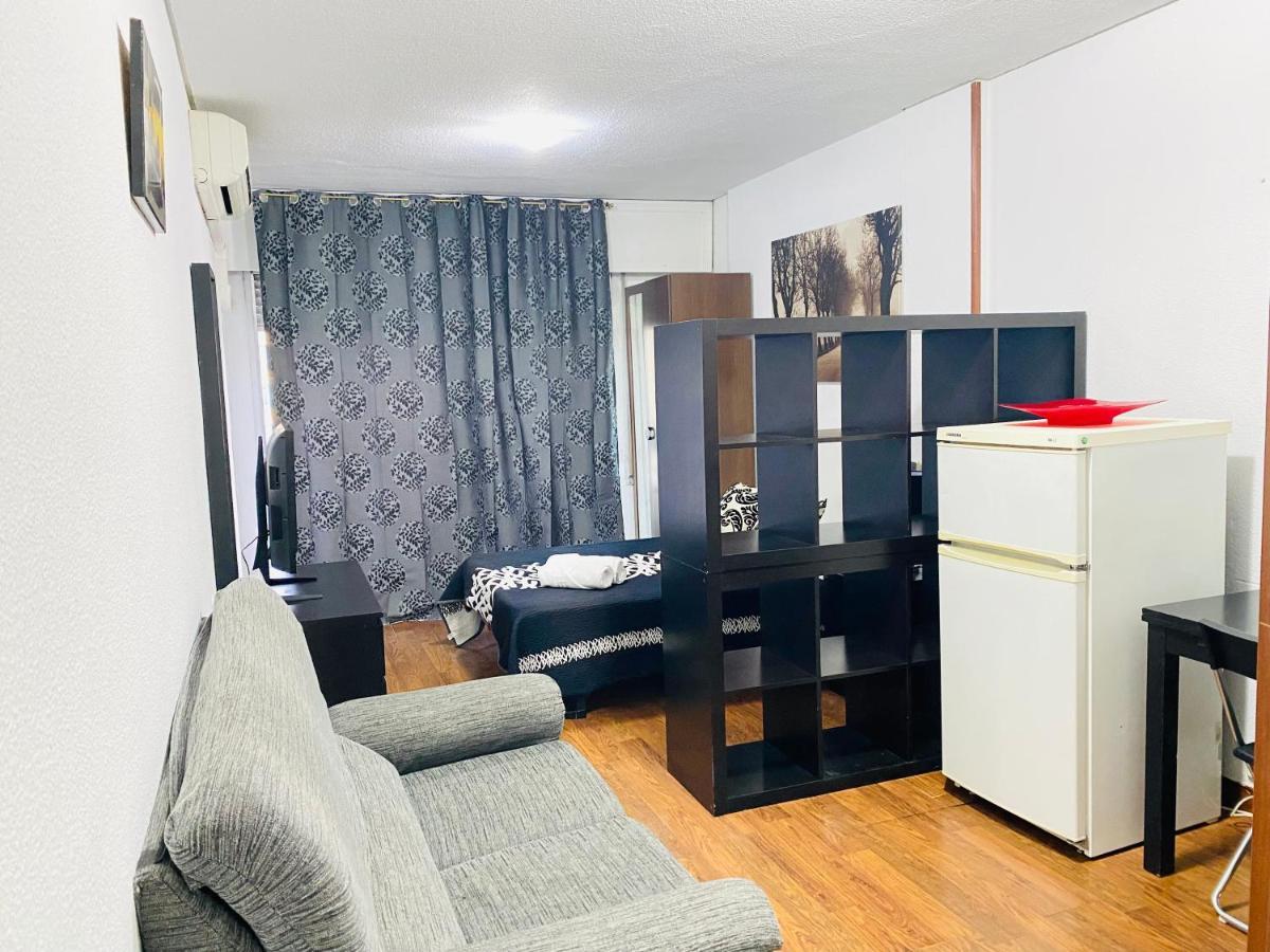 Estudio Doble Con Balcon En Madrid Centro Екстер'єр фото