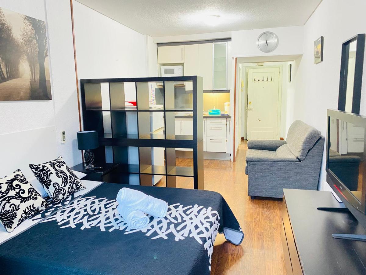 Estudio Doble Con Balcon En Madrid Centro Екстер'єр фото