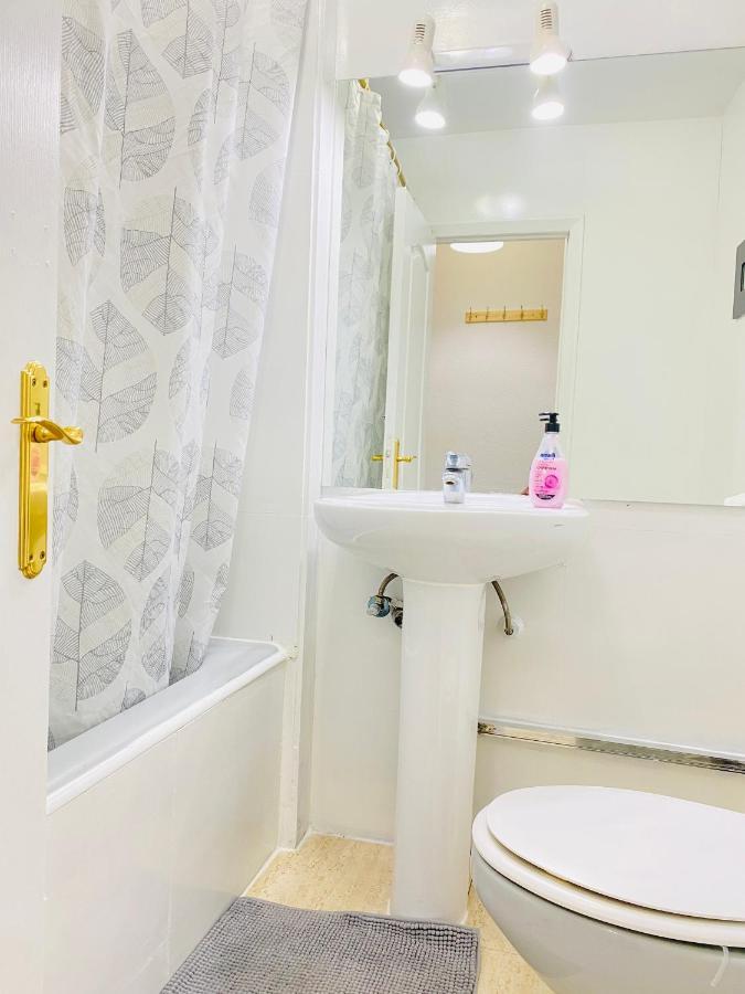 Estudio Doble Con Balcon En Madrid Centro Екстер'єр фото